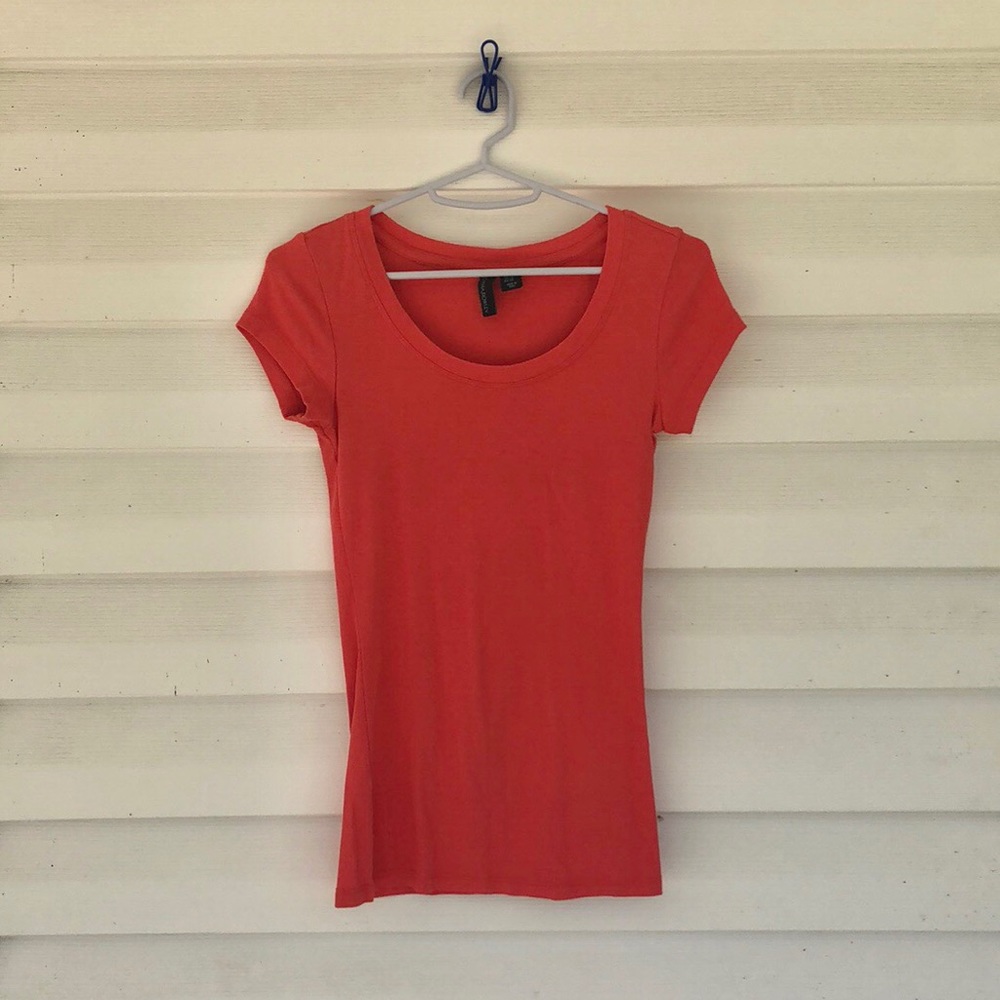 Coral colored Cynthia Rowley tee